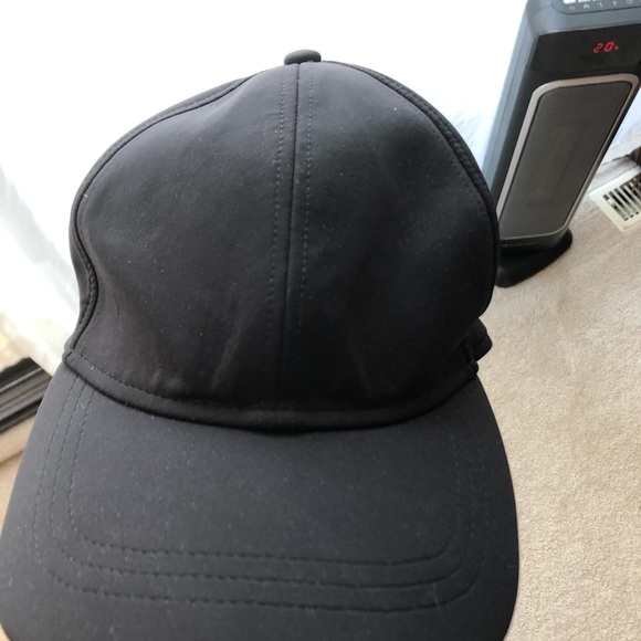 SOLD-lululemon workout hat - Picture 2 of 4
